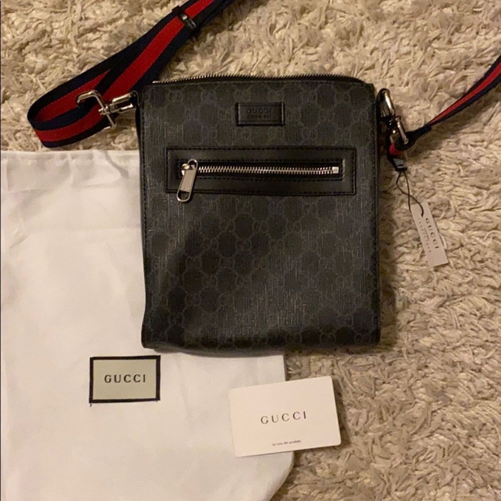 Gucci Messenger Bag